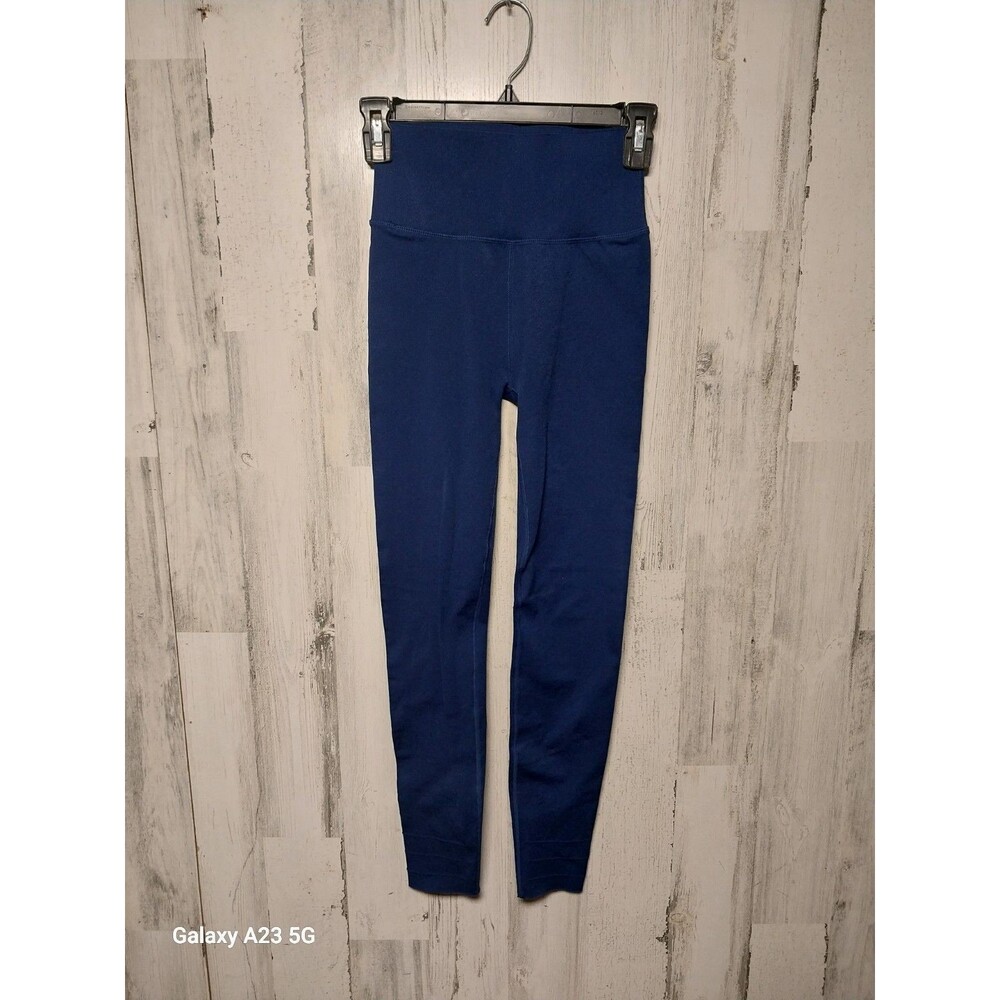Fabletics Scuptknit High Rise Leggings Size Medium Blue